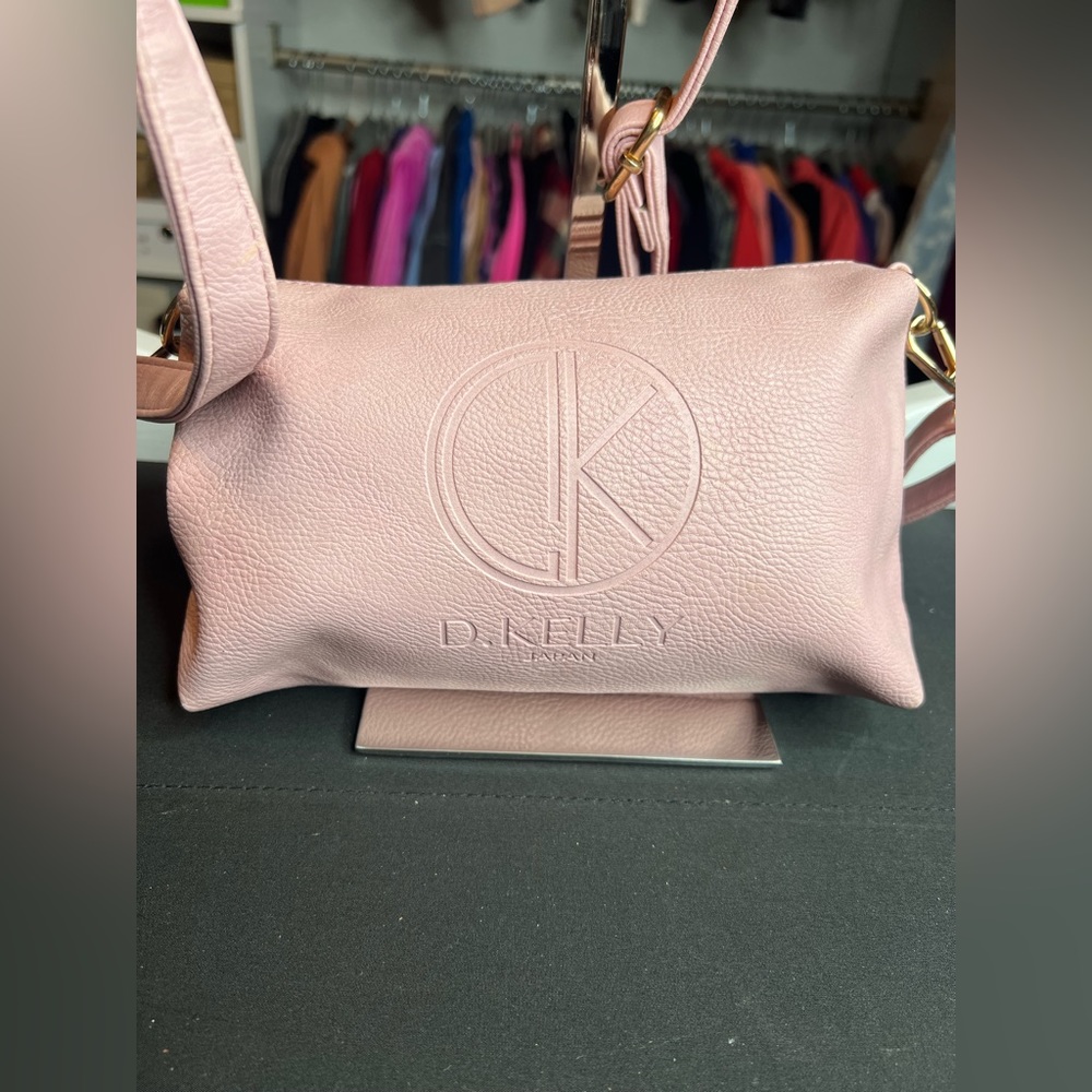 D. Kelly bag pink